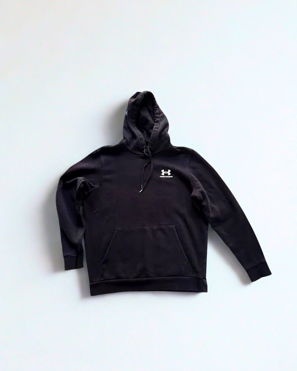 Armour Black Pullover Fleece Hoodie Embroidered Logo Size Medium